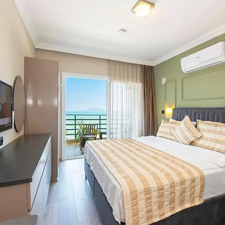 ホテル Idee フェティエ