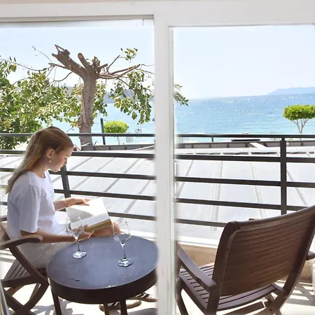 Idee Suıtes Otel 3*